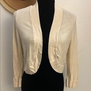 Jessica Howard Cream Cropped Sweater